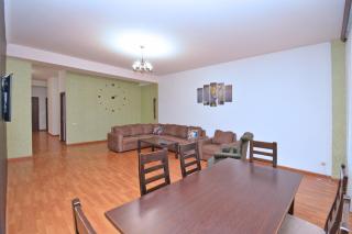 Northern Avenue 5, 2 bedrooms Comfy Apartment HH533 - Erevan - 3