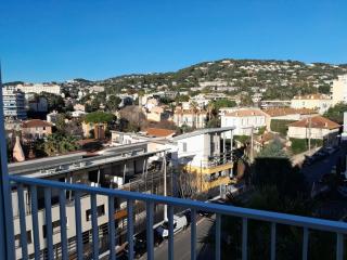 Cannes Centre-Ville, Clim, WiFi 2-4P - Cannes - 8