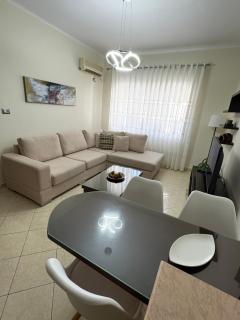 Sofia's modern apartment - Gjirokastra - 7