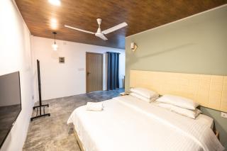 Bibee Surf - Thulusdhoo - 7