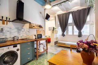Barcelona Studios with private kitchen, toilet & shower 20min from the center 5min to the beach - 6