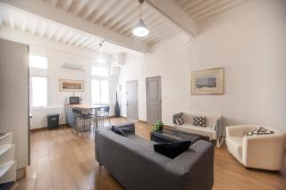 Grand appartement, plein centre - 0