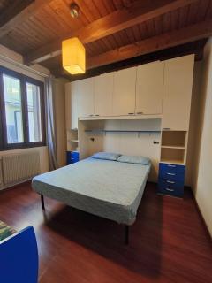 Petronia beach & historic centre Caorle - 4