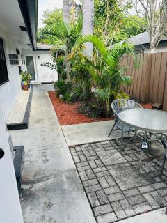 2 Miles from Beach Rest & Reset - Fort Lauderdale - 6