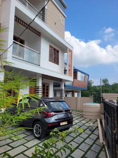 Celestial Oasis A Luxury Villa - Trivandrum - 9
