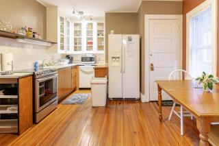 Whole House Aligned Westside Abode Near Strong! - Rochester - 8