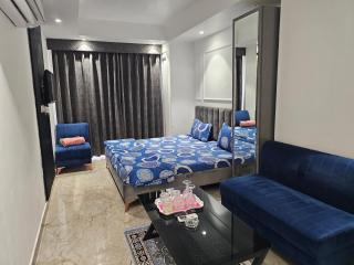 Ultra Luxury Apartment 814 By Bliss Stay - Zirakpur - 0