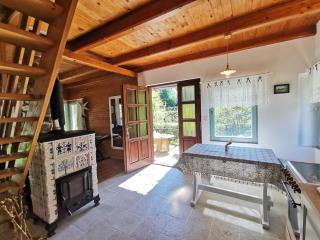fairy tale cottage on water stream, 30 minutes from South Prague - Davle - 0