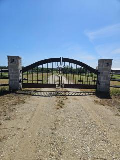Roxell Ranch-A Country Retreat 12 Guests 6 beds - Brenham - 2