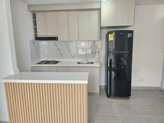 APARTAMENTO NIZA CON AIRE ACONDICIONADO Y PISCINA MUY CERCA DEL Cc MAYALES PLAZA - Valledupar - 9