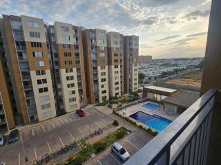 APARTAMENTO NIZA CON AIRE ACONDICIONADO Y PISCINA MUY CERCA DEL Cc MAYALES PLAZA - Valledupar - 2