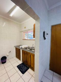 Paradise Palms - Francistown - 8
