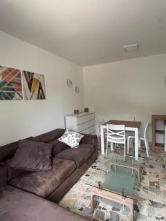 B&J Home - Abbiadori - 1