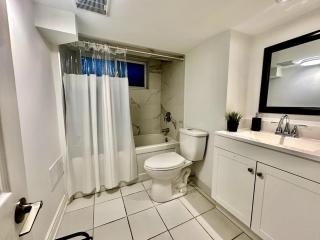 Comfortable place In An Amazing Location - Toronto - 7