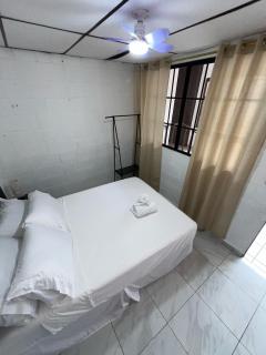 Luxury Hostel Teresita - 1