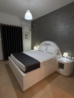 Hotel Two Mermaids Ksamil - Ksamil - 5