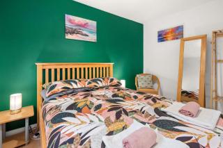 New 1BR Newly Renovated Flat with free parking - Oban - 5