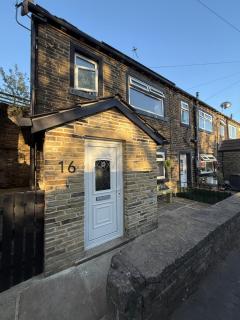 St Matthews View - Buttershaw - 7