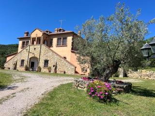 Villa Cresci con piscina - Sassetta - 2