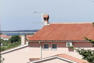 Sunny home with open view terrace - Razvala - 8