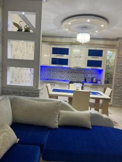 Blue Royal Apartment Sea View, Balcony & Beachfront - 2