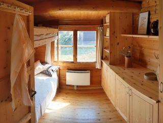 Peaceful Log Cabin With Turf In Raageleje - Vejby - 5
