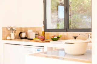 Historic Provençal Farmhouse With Pool In Provence - Emponse - 7