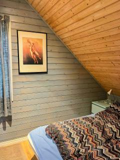 Family Cabin With Stream Near Eldsfjellet - Rossland - 2