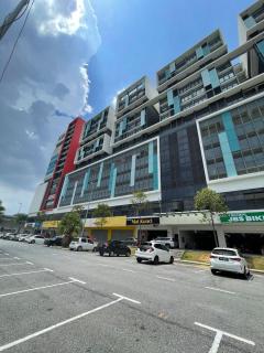Core Soho Suit Kip Sentral Kotawarisan Family Studio Near KLIA & KLIA2 - 1