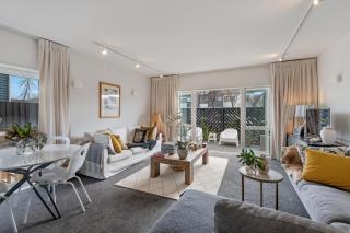 Central City Comfort and Style - Christchurch - 6