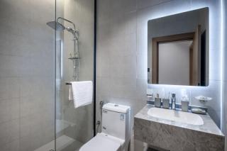 Delmar Luxury 3BR Apartment 2 - 1