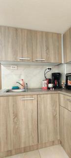 Modern Athenian apartment 10 min from the center with Metro - Athens - 7