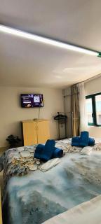Modern Athenian apartment 10 min from the center with Metro - Athens - 6