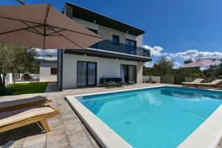 Villa Sunflower with pool - Sukošan - 0