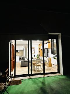 ROSALES Apartamento y jardín - 5