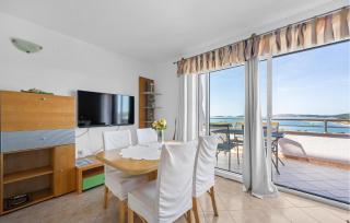 Amazing Apartment In Podsolarsko - 1