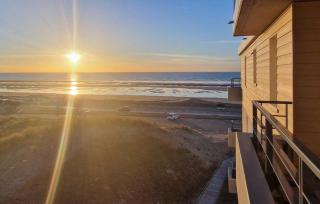 Stunning Apartment In Stella Plage - 3