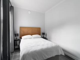 4 Essex Street Apartment - 9