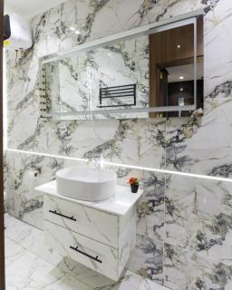 Cozy Urban Oasis, Chic Studio - 0