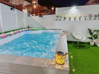 Big villa puerto rico with heated saltwater jacuzzi pool & BBQ & private parking - Porto Rico - 0