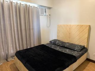 2BR Staycation Spot &Pool & Views - Davao City - 5