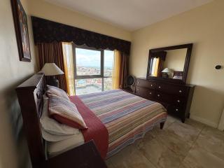 OWP Tower 2 Island Charm Chic Escape - Port-of-Spain - 6