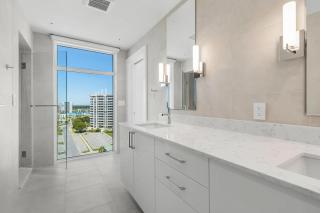 Relax To The Tranquil Sound Of The Waves - Destin - 6