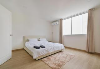 4BR Cozy House with Local Views and Cafes - Ban O Pao - 9