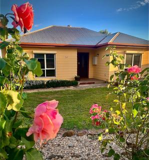 Rose Garden Retreat - Timboon - 0