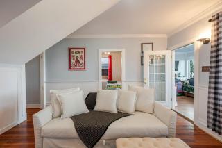 Waterfront Lux Cottage With Amazing Views Near DC - North Beach - 8