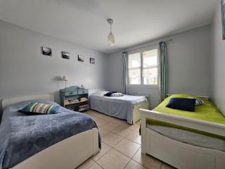 "Maison 5 personnes près du Port et du centre, proche plage, jardin et terrasse, L'Aiguillon-sur-Mer" - FR-1-476-84 - LʼAiguillon-sur-Mer - 5