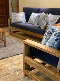 Luxe Nest Guest House Apartment 102 - 1