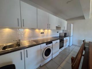 Lumineux T3 avec balcon et parking à Ciboure - FR-1-239-1120 - Ciboure - 7