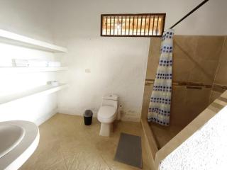 La Casa de Abbigail - - 1